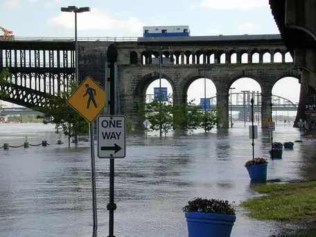 Mississippi River Flood, May 2002