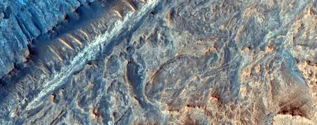 Sulfate and clay strata in Gale Crater from HiRISE