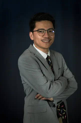 V Sison.jpg