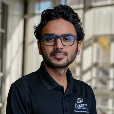 Adarsh_agrawal_headshot