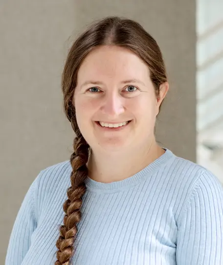 Julie Ferguson headshot